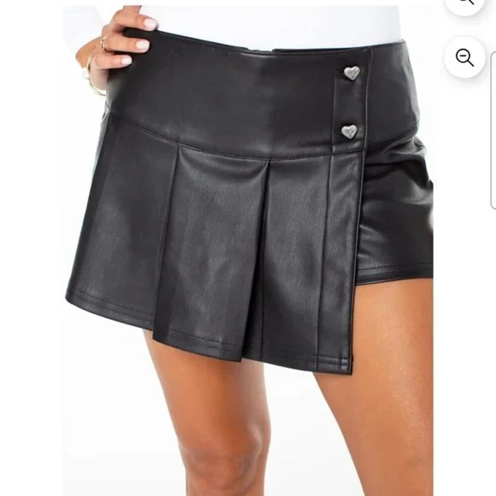 SET of 3 Celebrity Pink Size L Women Pink Gray Black Faux Leather Pleated Skort - Picture 12 of 15